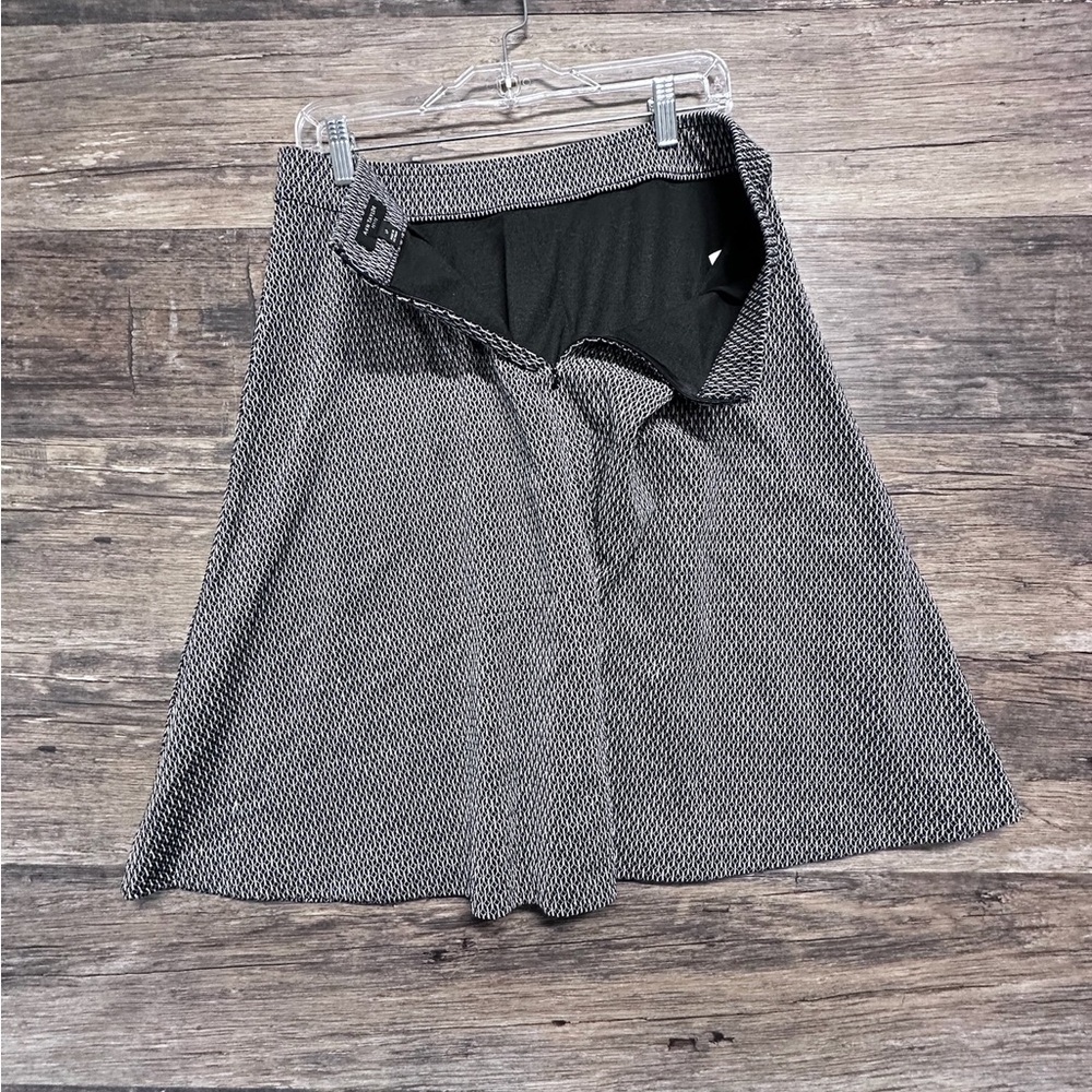 Ann Taylor Midi Black White A-Line Skirt Casual - Picture 3 of 7